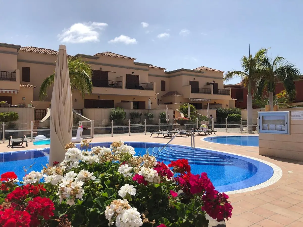 Villa Del Duque With Private Pool contacts